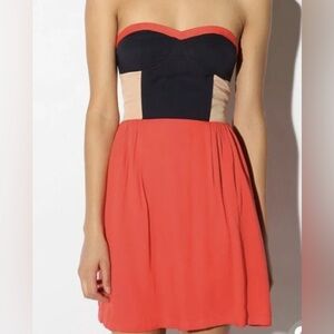 Gianni Bini Colorblock Strapless Size Small Pink and Navy and Beige Mini Dress